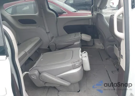 2017 Chrysler Pacifica Touring-L from USA, damaged, VIN 2C4RC1BG0HR526581